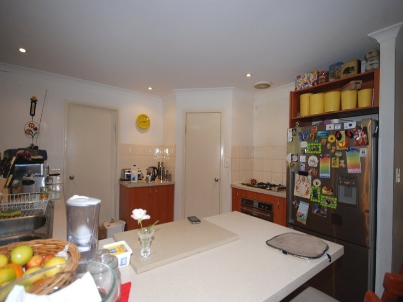 16 Gellibrand Road, Orelia WA 6167