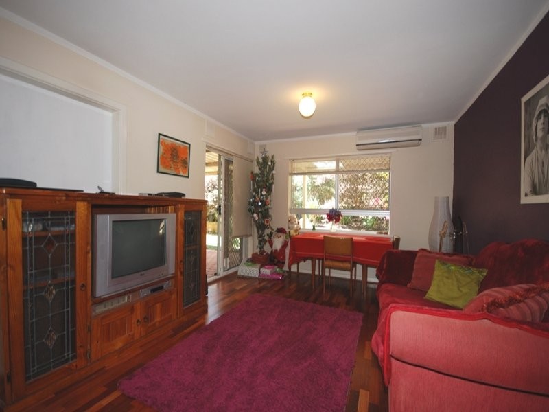 1/44 Mulligan Way, Orelia WA 6167