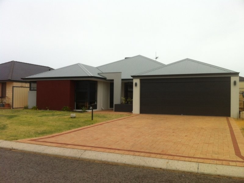 21 Shannon Pass, Bertram WA 6167