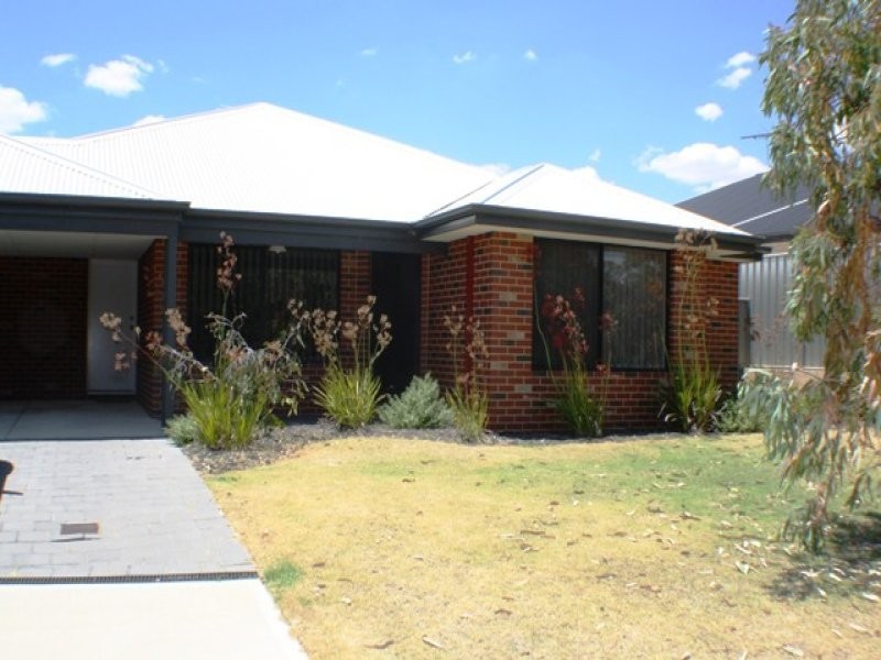 216 Runnymede Gate, Leda WA 6170