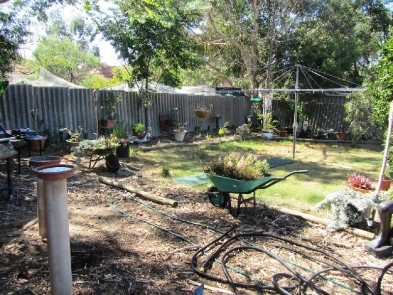 12 Kellam Way, Medina WA 6167