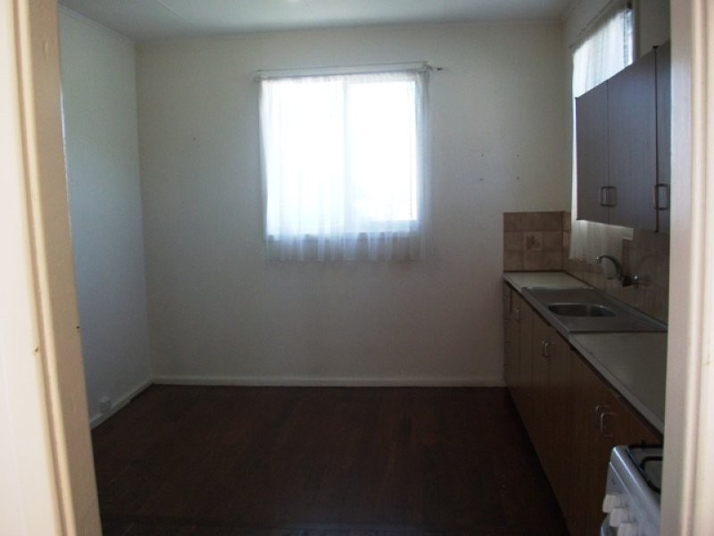 24 Harley Way, Medina WA 6167