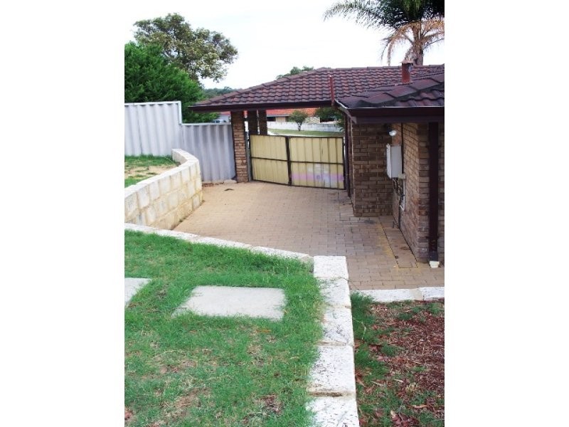 9 Zamia Court, Parmelia WA 6167