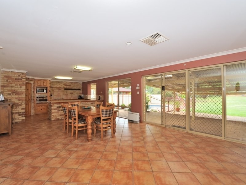 228 Abernethy Road, Byford WA 6122