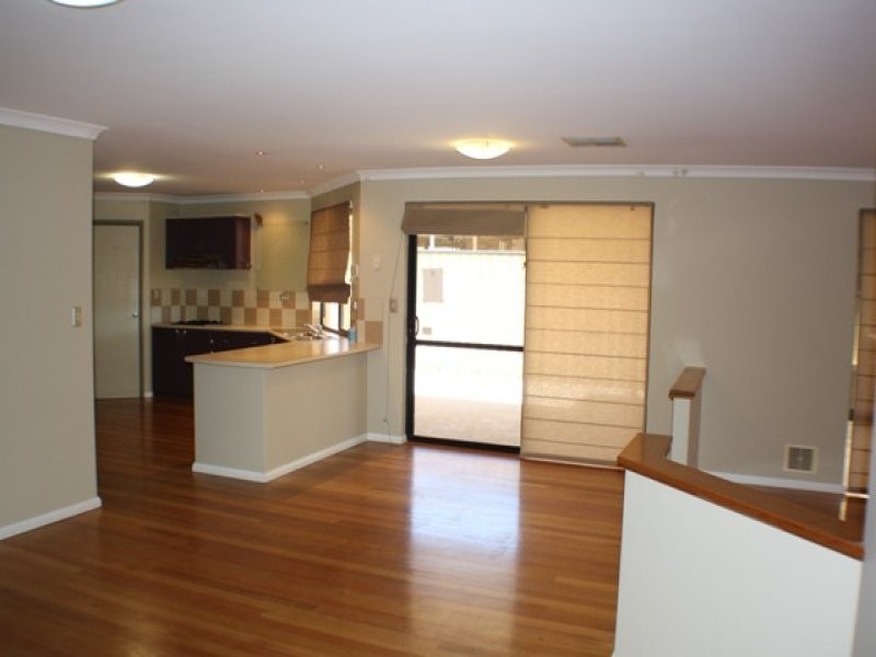 67 Colchester Avenue, Orelia WA 6167