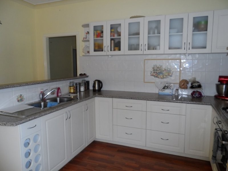 26 Hoyle Road, Medina WA 6167