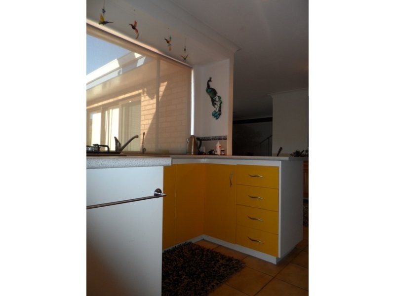 16 Challenger Avenue, Parmelia WA 6167