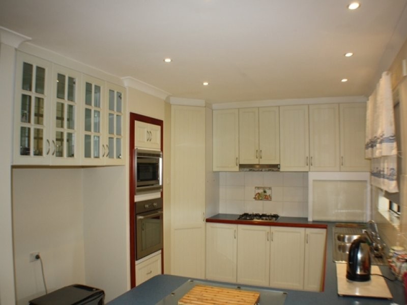 36 Simmons Loop, Parmelia WA 6167