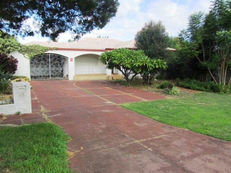 4 Dawson Way, Parmelia WA 6167