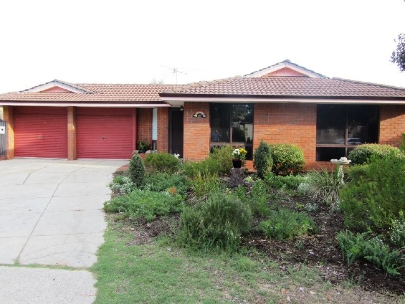 20 Riley Place, Leda WA 6170