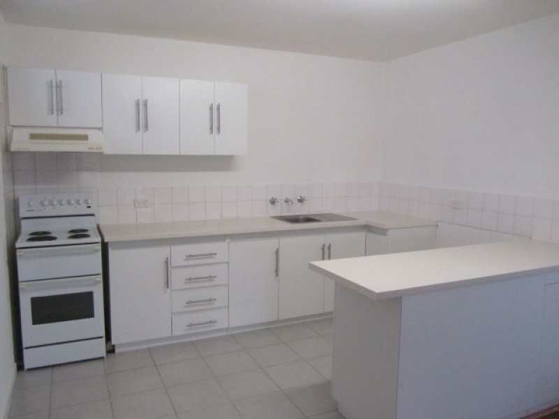 17/2 Pengilly Road, Orelia WA 6167