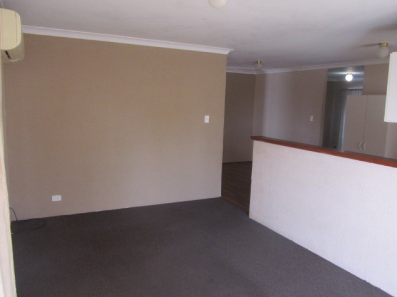 11 Garrett Corner, Parmelia WA 6167