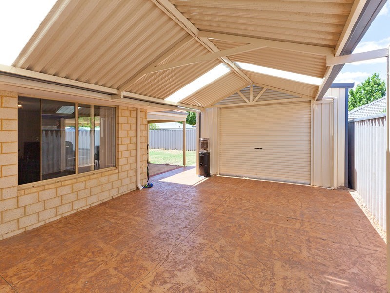 92 Montoro Drive, Port Kennedy WA 6172