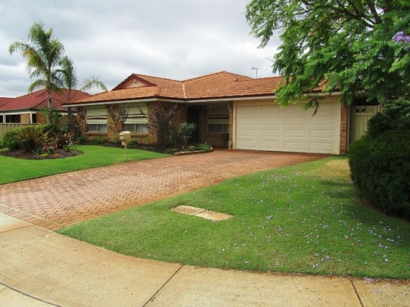 31 Roscommon Crescent, Orelia WA 6167