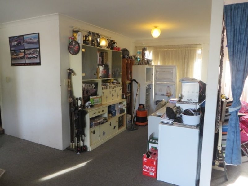 12 Hueston Lookout, Leda WA 6170