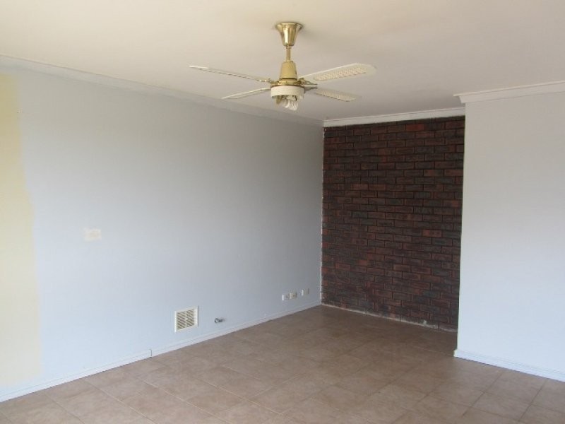 20 Tanson Road, Parmelia WA 6167