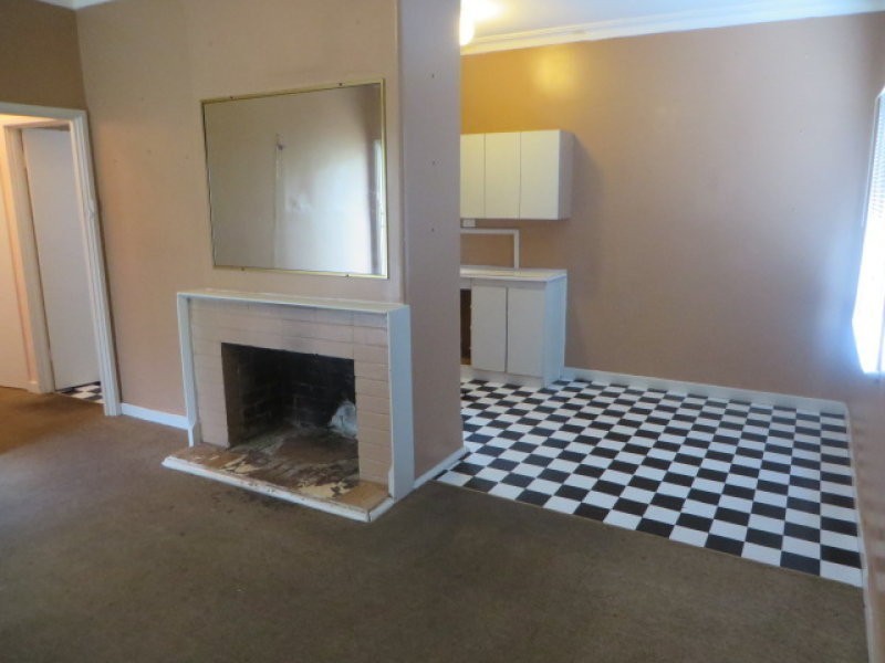 52 Brownell Crescent, Medina WA 6167