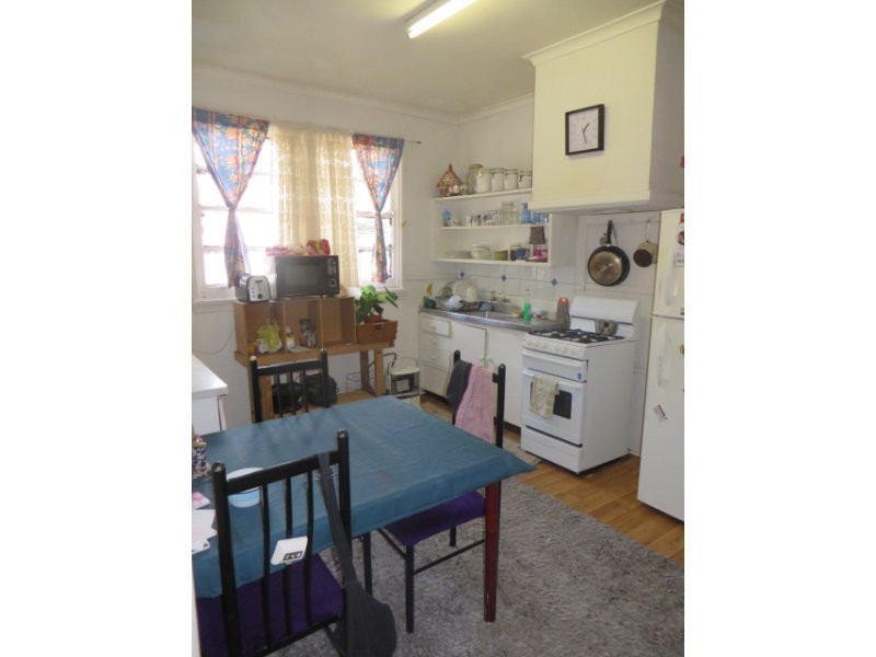 54 Medina Avenue, Medina WA 6167