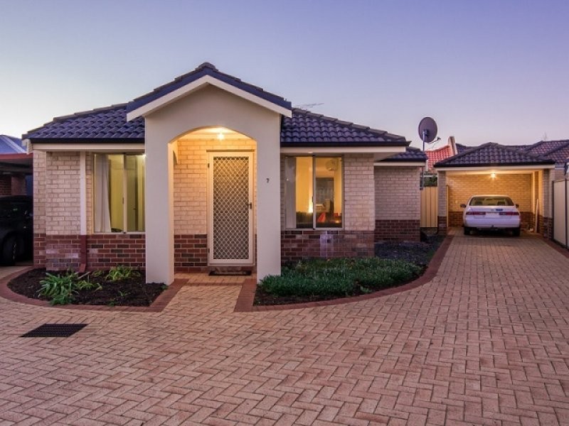 7/55 Moreton Crescent, Warnbro WA 6169