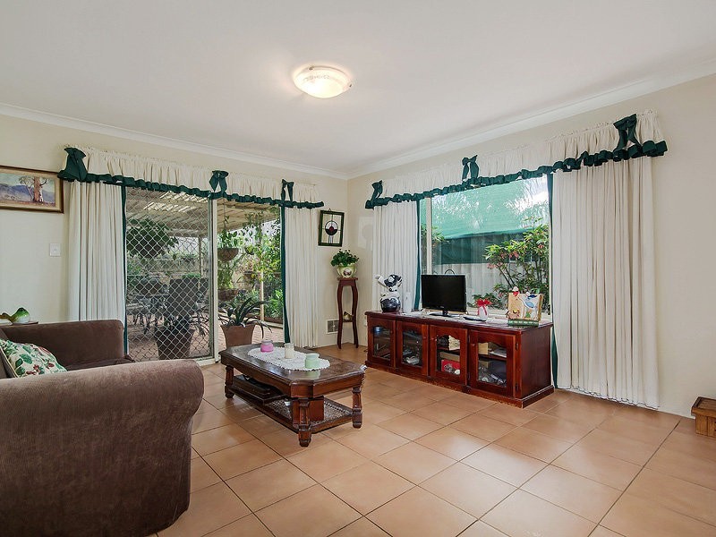 76 Nottingham Parkway, Orelia WA 6167
