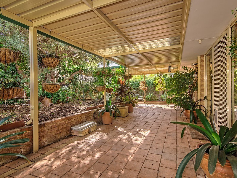 76 Nottingham Parkway, Orelia WA 6167