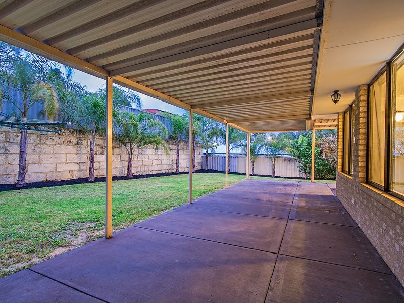 74 Nottingham Parkway, Orelia WA 6167