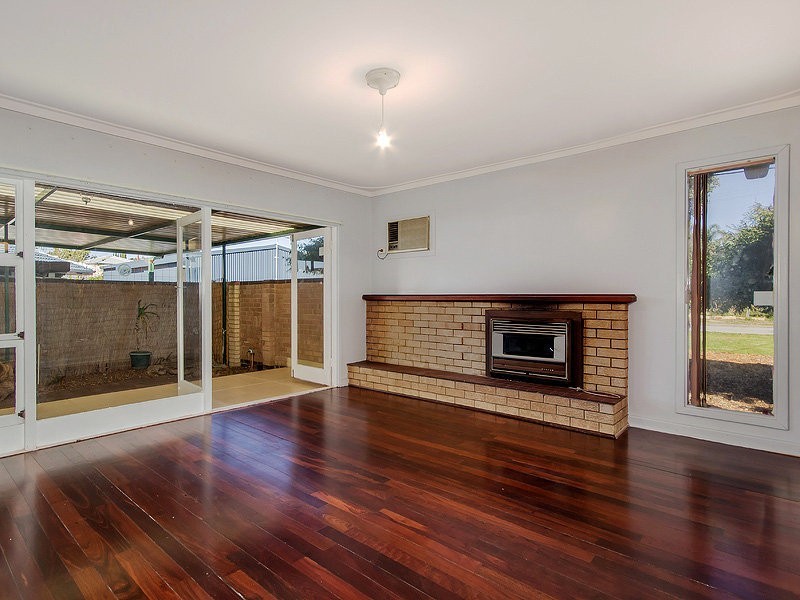 3 Cockman Way, Orelia WA 6167