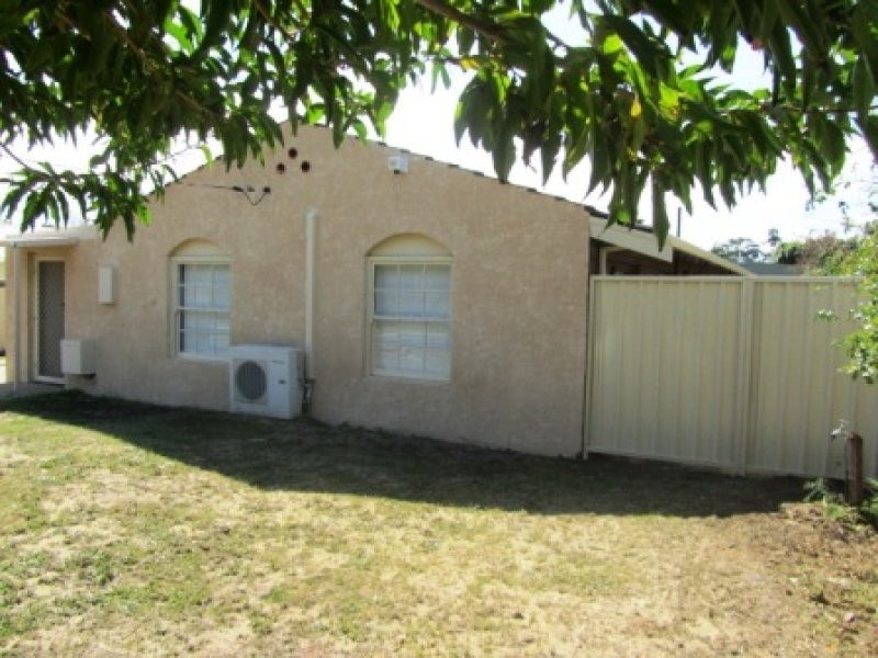31 Pedder Way, Parmelia WA 6167