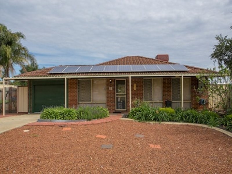 22 Hampshire Gardens, Parmelia WA 6167