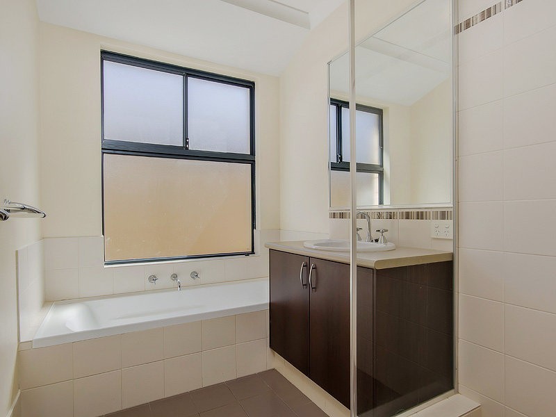 12 Antrim Way, Bertram WA 6167