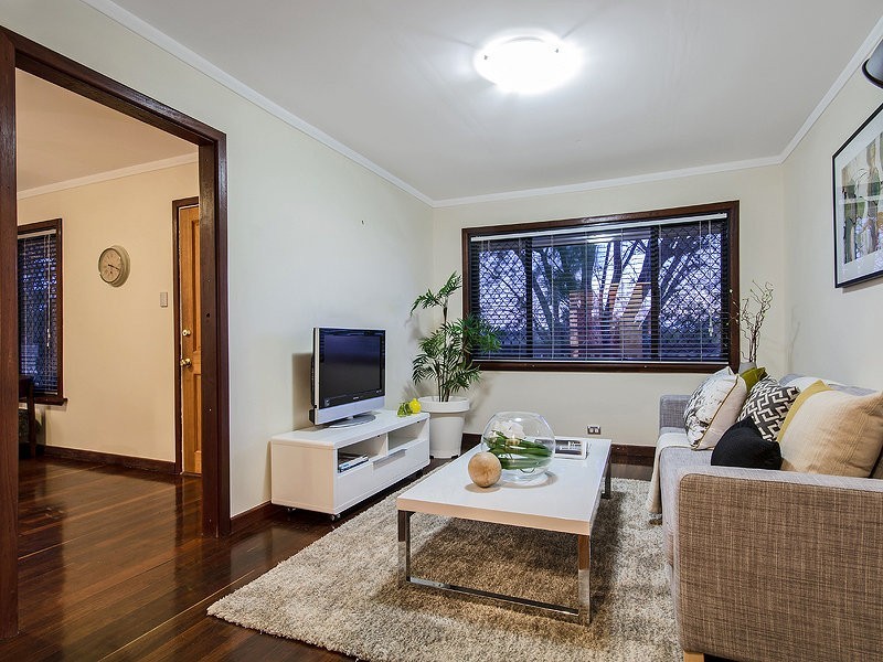 14 Dowling Place, Orelia WA 6167