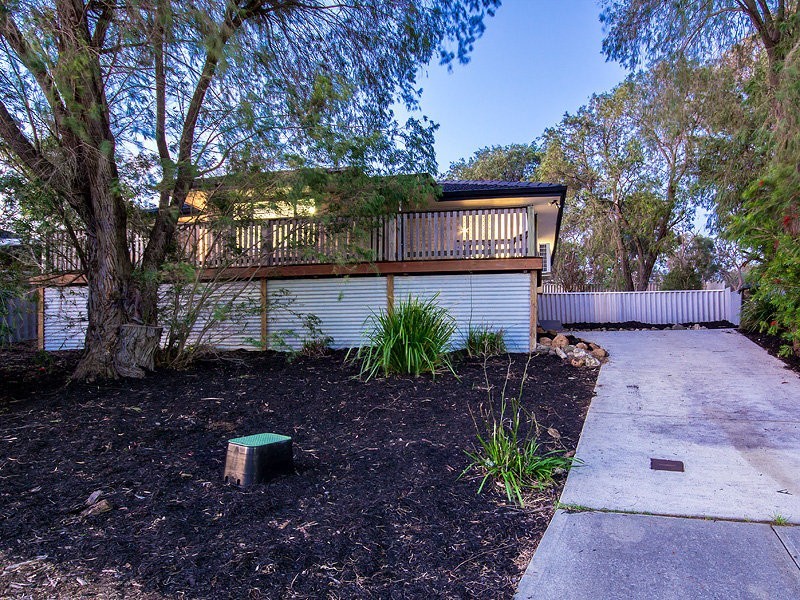 14 Dowling Place, Orelia WA 6167