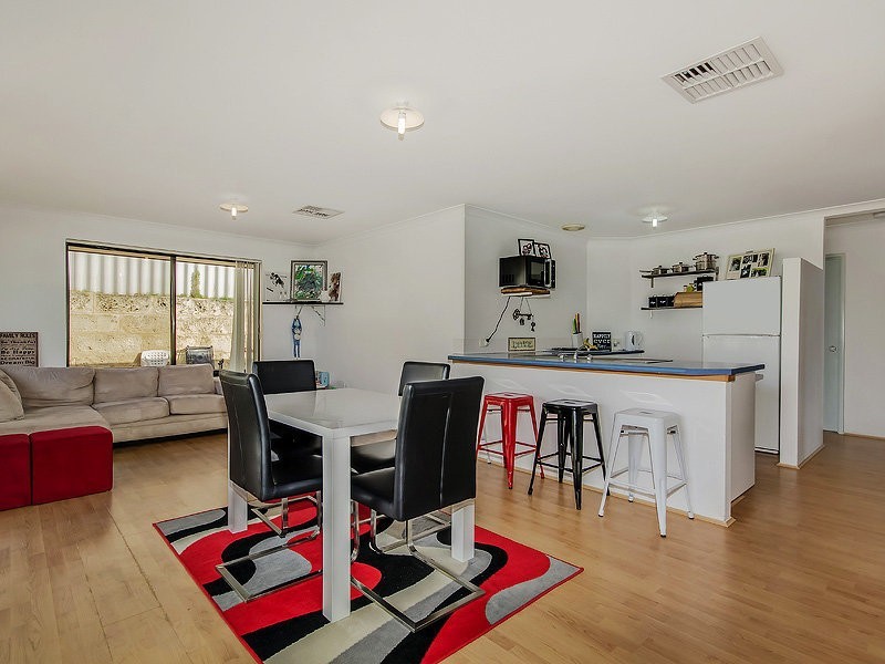 15 Liddington Rise, Leda WA 6170