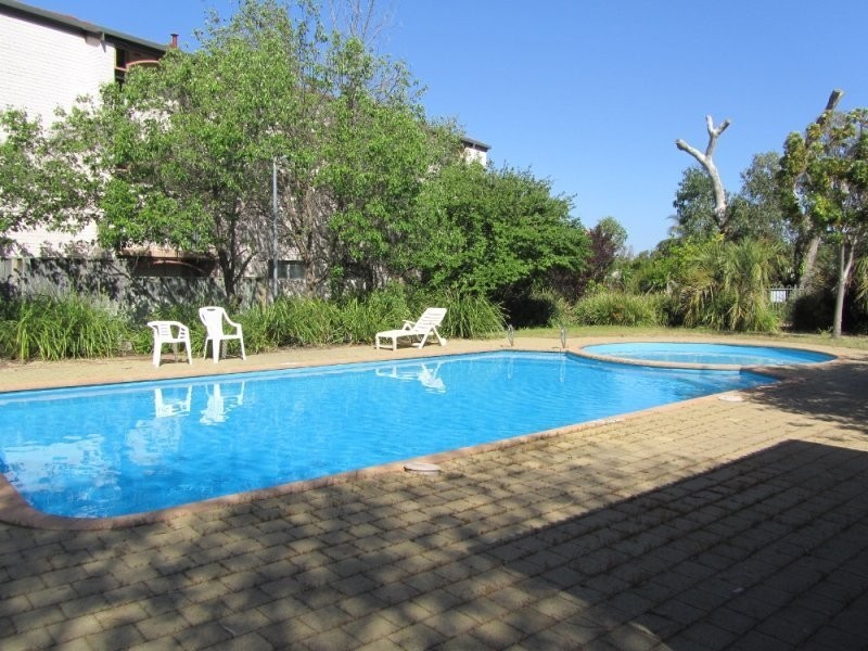 23/2 Pengilly Road, Orelia WA 6167