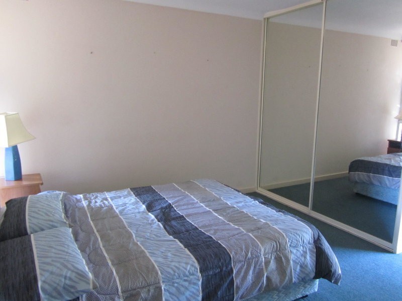 23/2 Pengilly Road, Orelia WA 6167