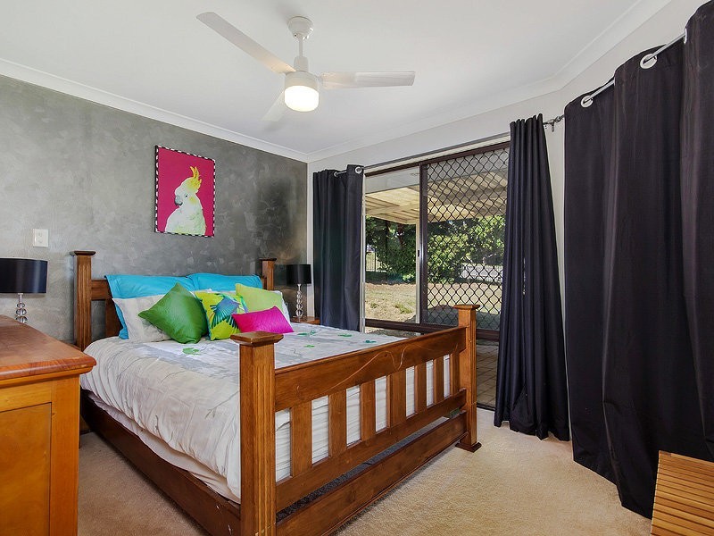 1 Chipper View, Parmelia WA 6167