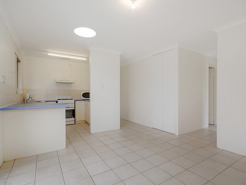 1 Barney Court, Parmelia WA 6167