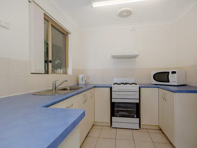 1 Barney Court, Parmelia WA 6167