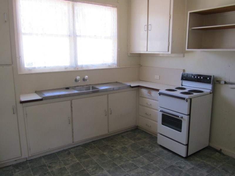 2/48 Ridley Way South, Medina WA 6167