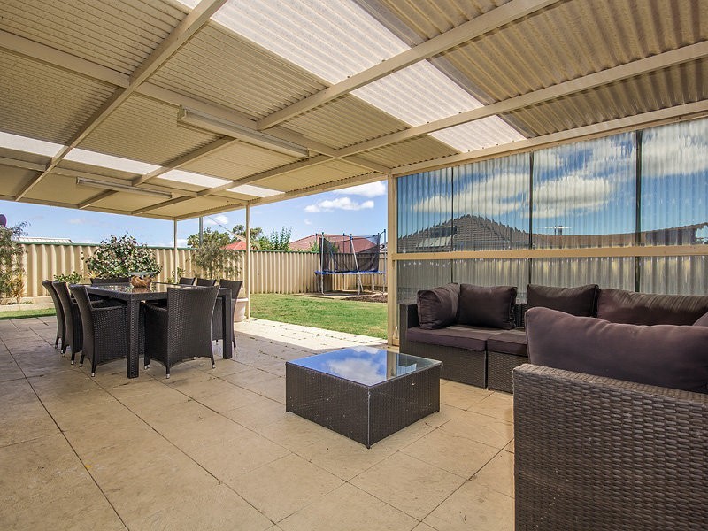 17 Minstrell Road, Bertram WA 6167
