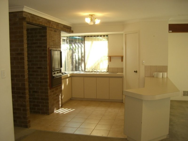 19 Welbourne Heights, Parmelia WA 6167