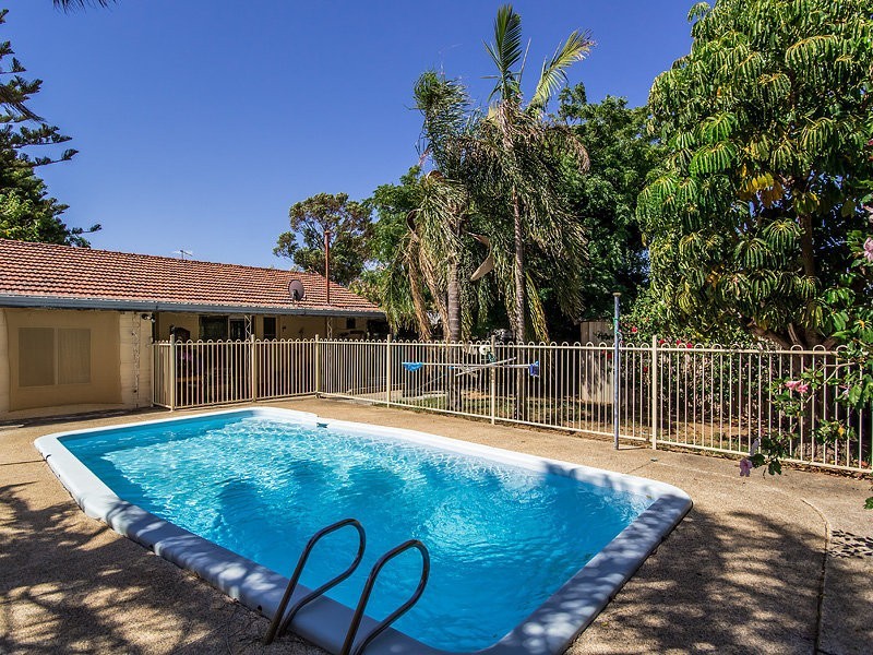 29 Gawler Way, Calista WA 6167