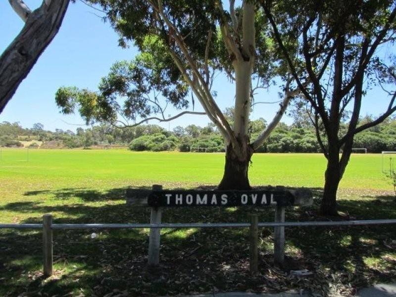 16 Cowcher Way West, Medina WA 6167