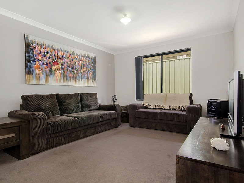99 Warner Road, Parmelia WA 6167