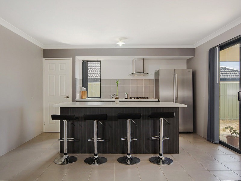 99 Warner Road, Parmelia WA 6167