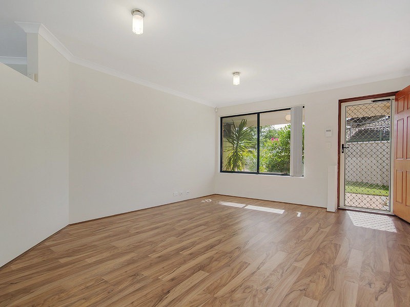 19 Brookeby Heights, Leda WA 6170