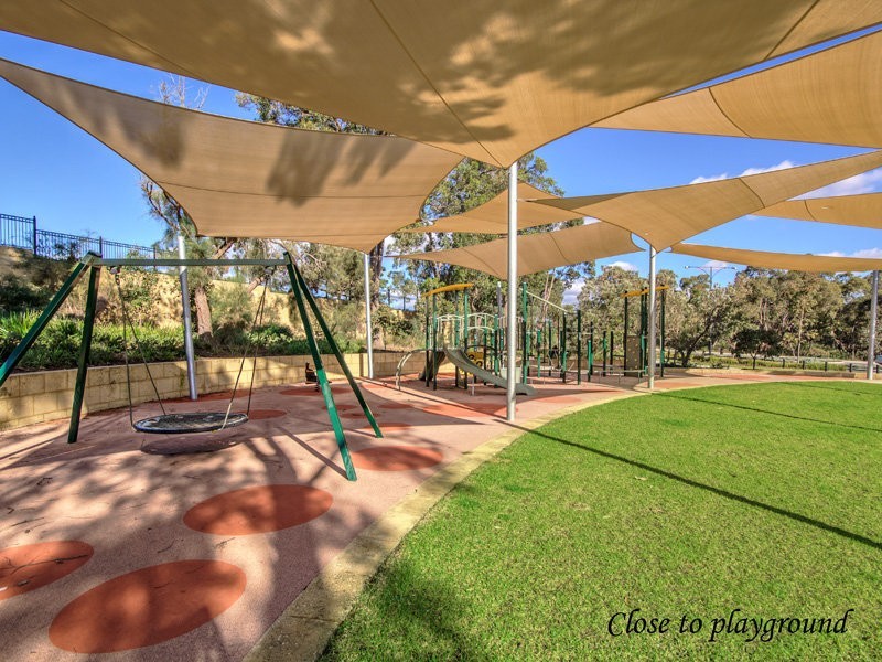 11 Melford Court, Wellard WA 6170