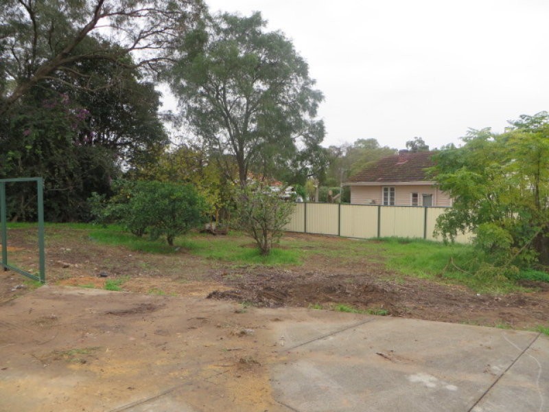 3/4 Brownell Place, Medina WA 6167