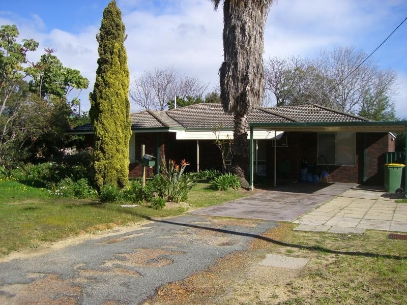 59 Sicklemore road, Parmelia WA 6167