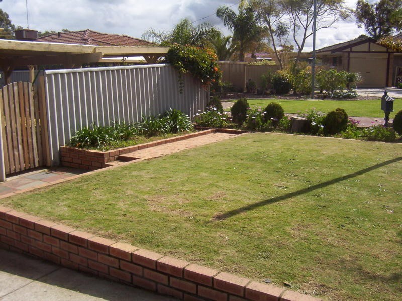 7 Barney Court, Parmelia WA 6167